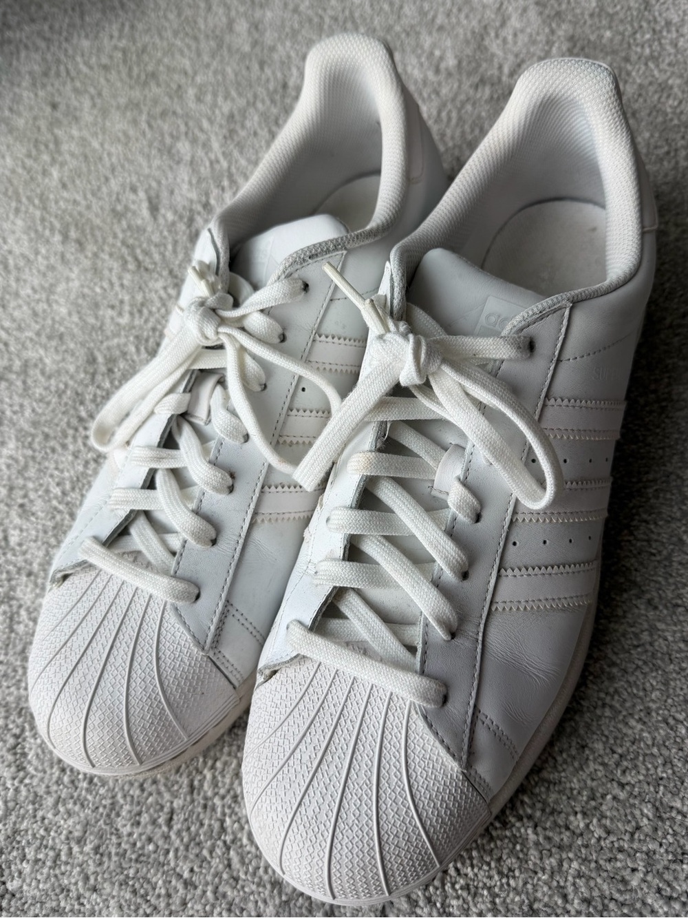 Adidas Superstar Men's Size 13 White Leather Shell Toe Sneakers Classic B27136